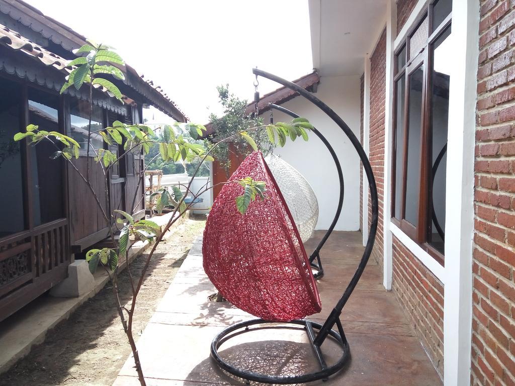 Hawadesa & * Bandung